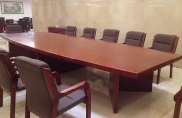 實木會議桌要如何使用？