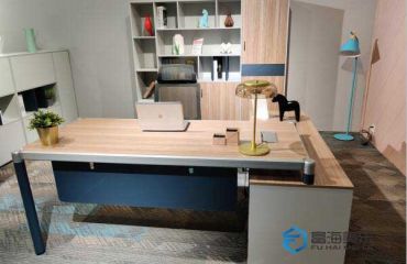 辦公桌批發(fā)需要注意什么？