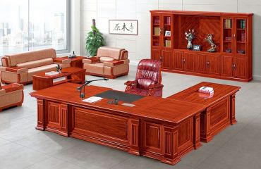 實木大班臺定制需要我們注意什么?