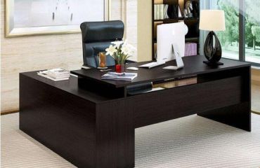 當大班臺出現裂紋時要如何預防呢？