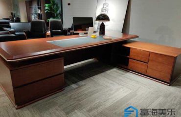 班臺(tái)老板桌購買細(xì)節(jié)你了解嗎?