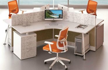 辦公桌定做要從這5個方面考慮