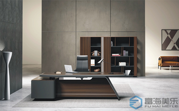 如何挑選實木大班臺