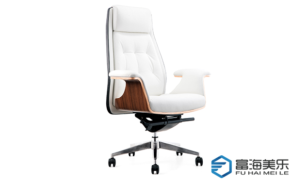 選購老板椅和大班椅有哪些技巧 選購老板椅和大班椅有哪些技巧