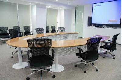 實(shí)木會(huì)議桌